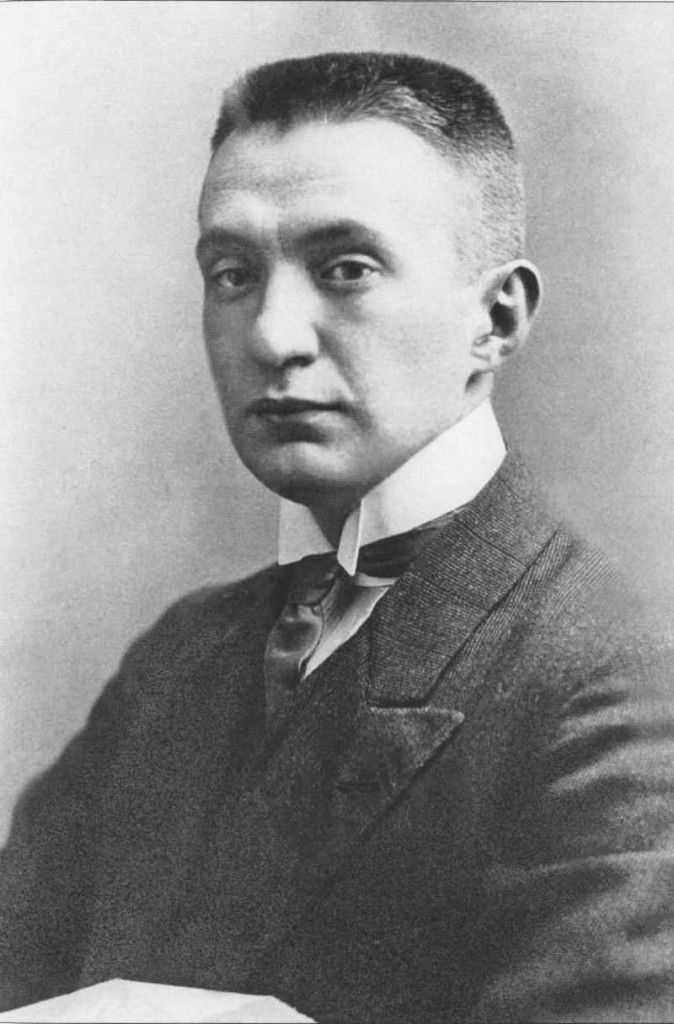 Smart History of Russia – Alexander-Kerensky